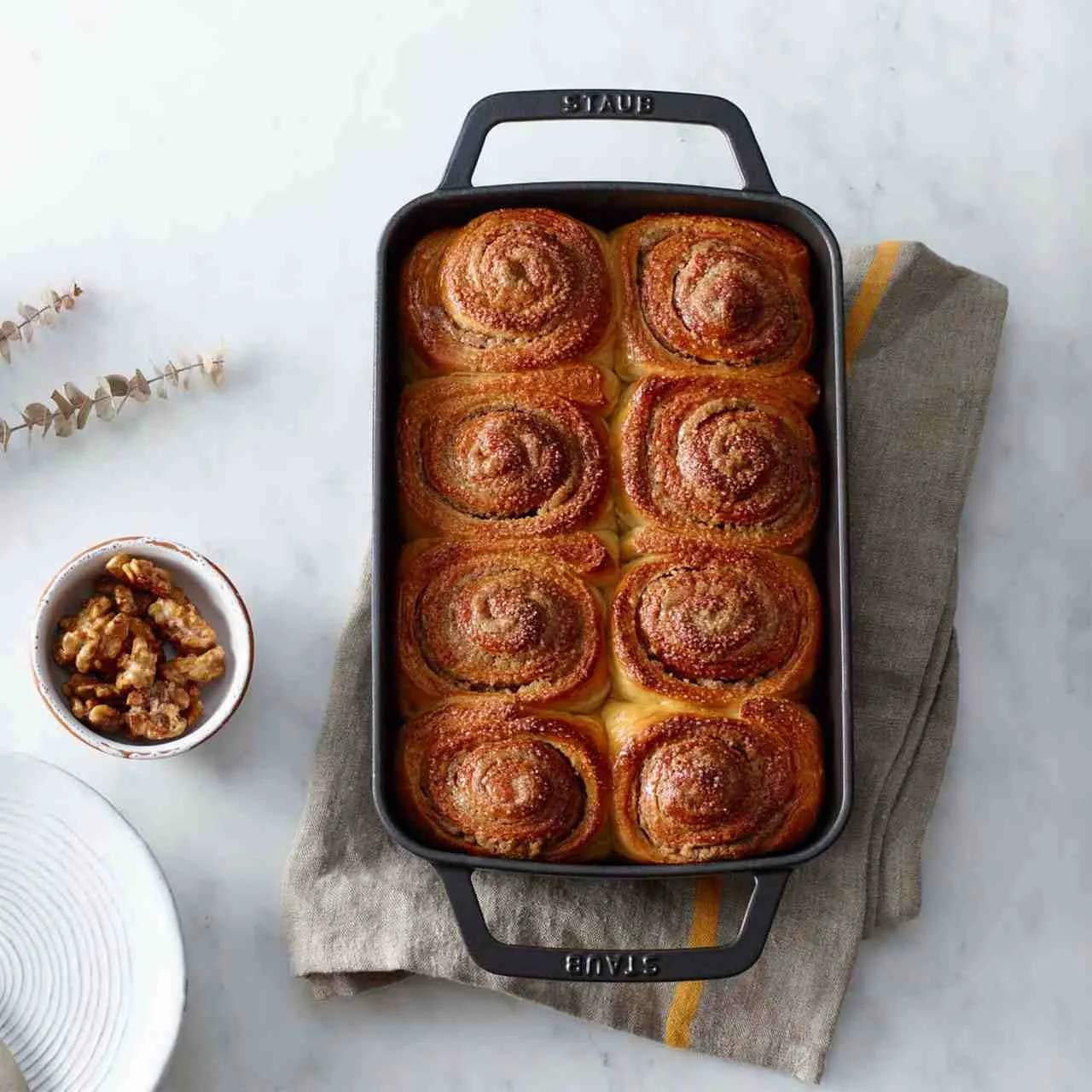 Cast Iron Roasting Pan | Staub