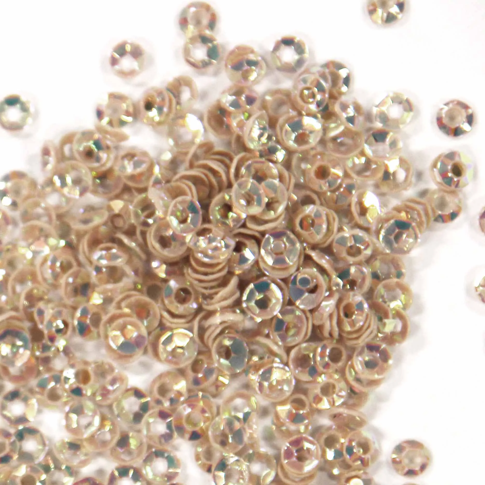 Sequins - Cup - Circle - 3mm - Cream with Green Lights (S127)
