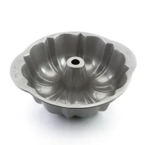 USA Pan Fluted Nonstick Tube & Bundt Pan