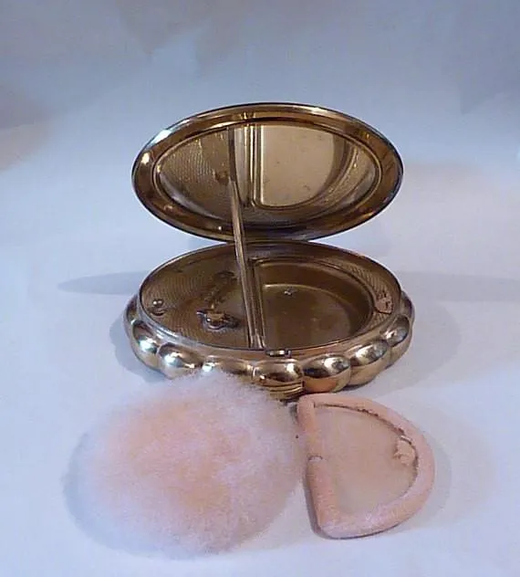 Vintage Kigu Minuette musical powder box romantic gifts for her mid-century antiques